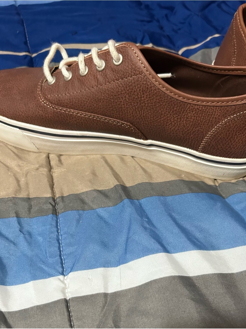 Nautica Men's Brown Leather-Textured Slip-On Sneakers with White Laces - Picture 3 of 3